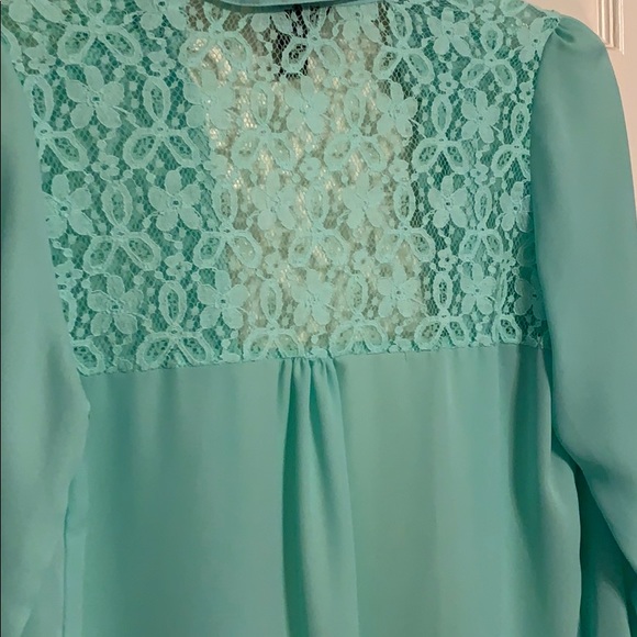 Rarely worn Rue 21 top - Picture 5 of 6